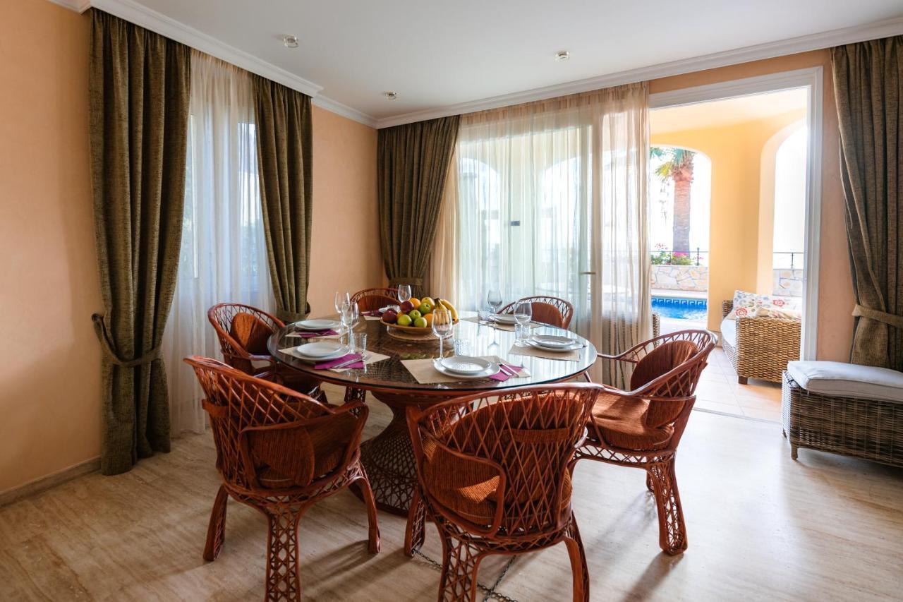 Faya On The First Ocean Line With New Heated Pool Villa